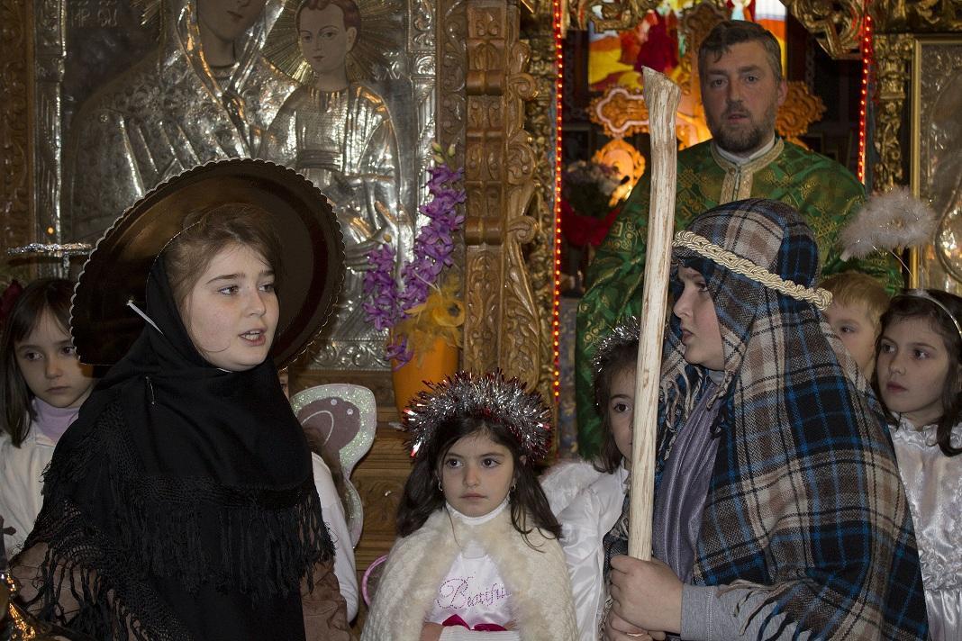 Copii ne incanta cu un program artististic