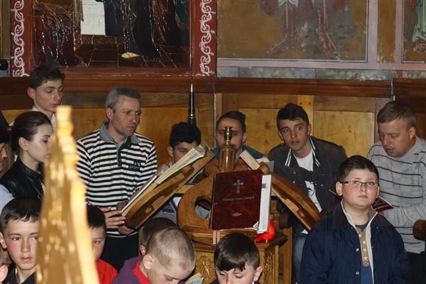 La Denia de vineri se cântă Prohodul