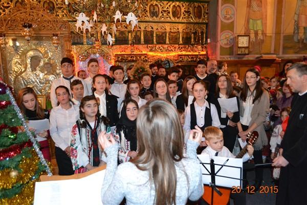 Corul grupului de cateheză al parohiei