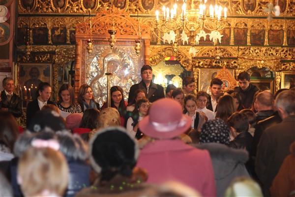 Corul parohiei (noi v-am spus că am crescut)